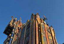 Does Guardians of the Galaxy Go Upside Down? Guardians of the Galaxy Go Upside Down