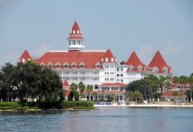 Best Disney World Hotels for Adults To Come With Friends Best Disney World Hotels for Adults To Come With Friends